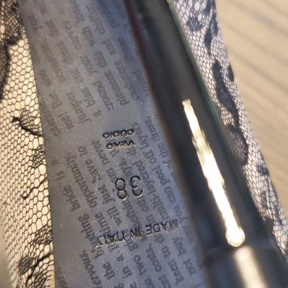 Authentic Vintage John Galliano Lace Pumps - Picture 4 of 16